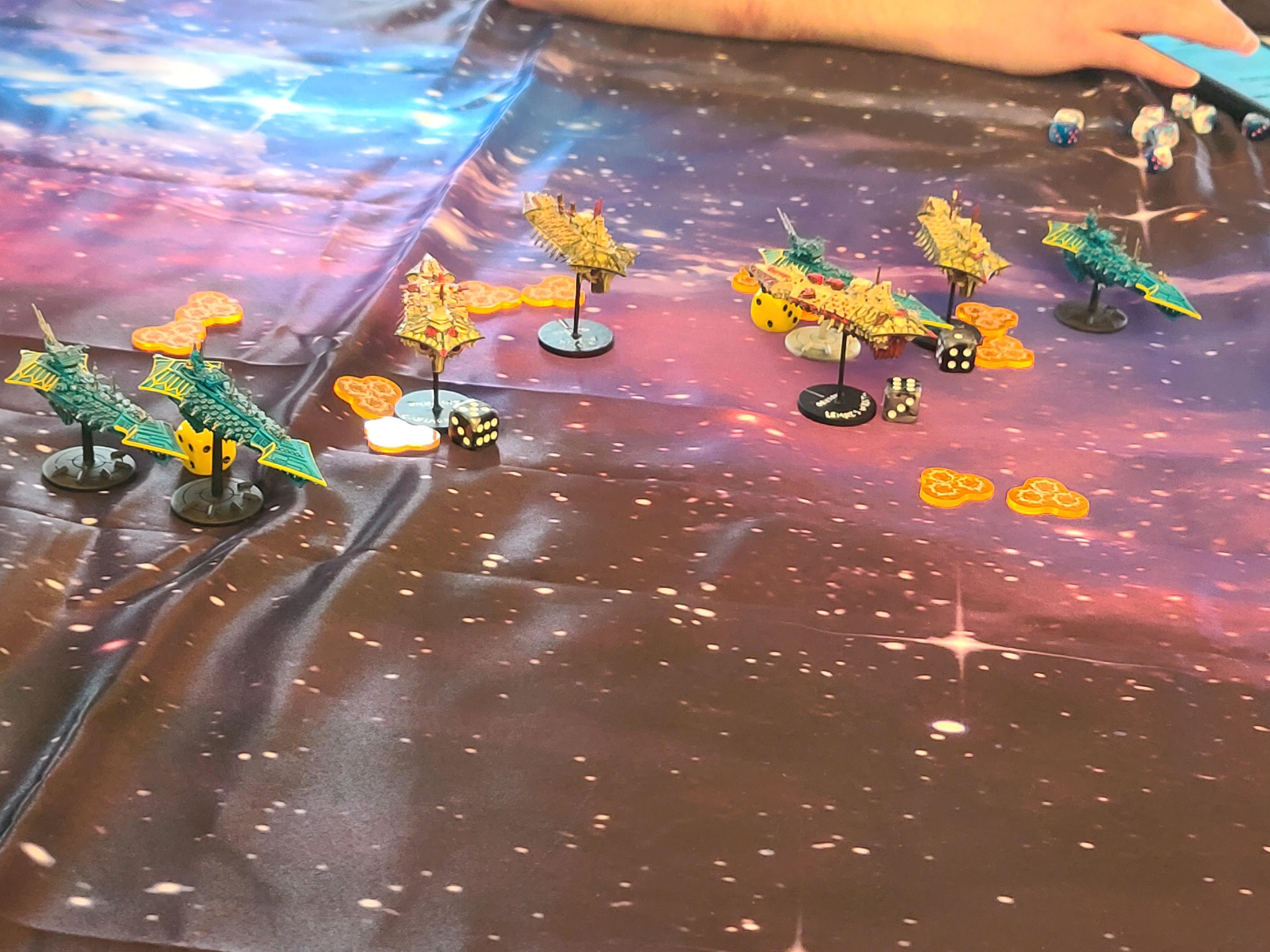 Battlefleet Gothic, Chaos, Cruiser Clash, Spaceships