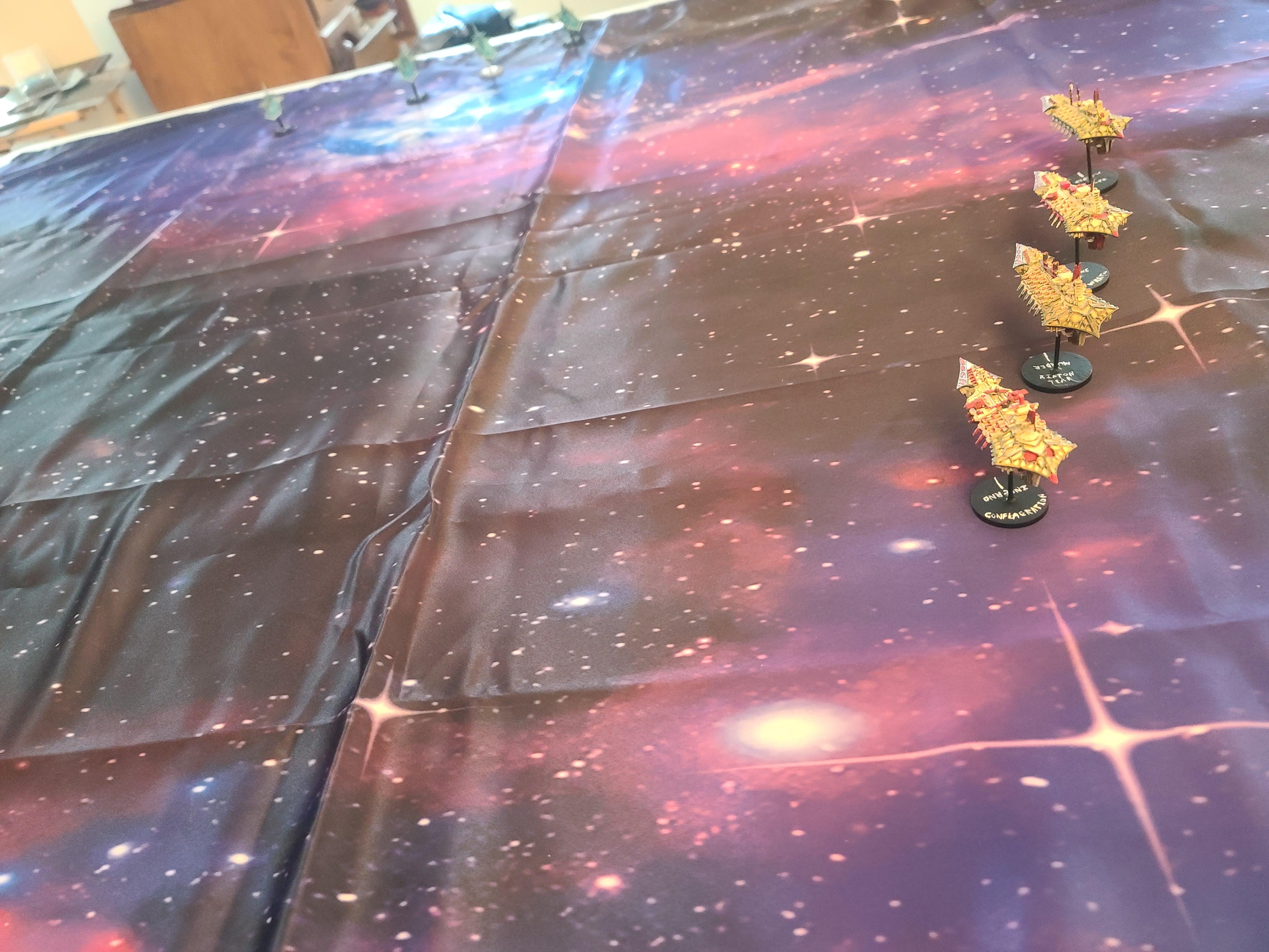Battlefleet Gothic, Chaos, Cruiser Clash, Spaceships