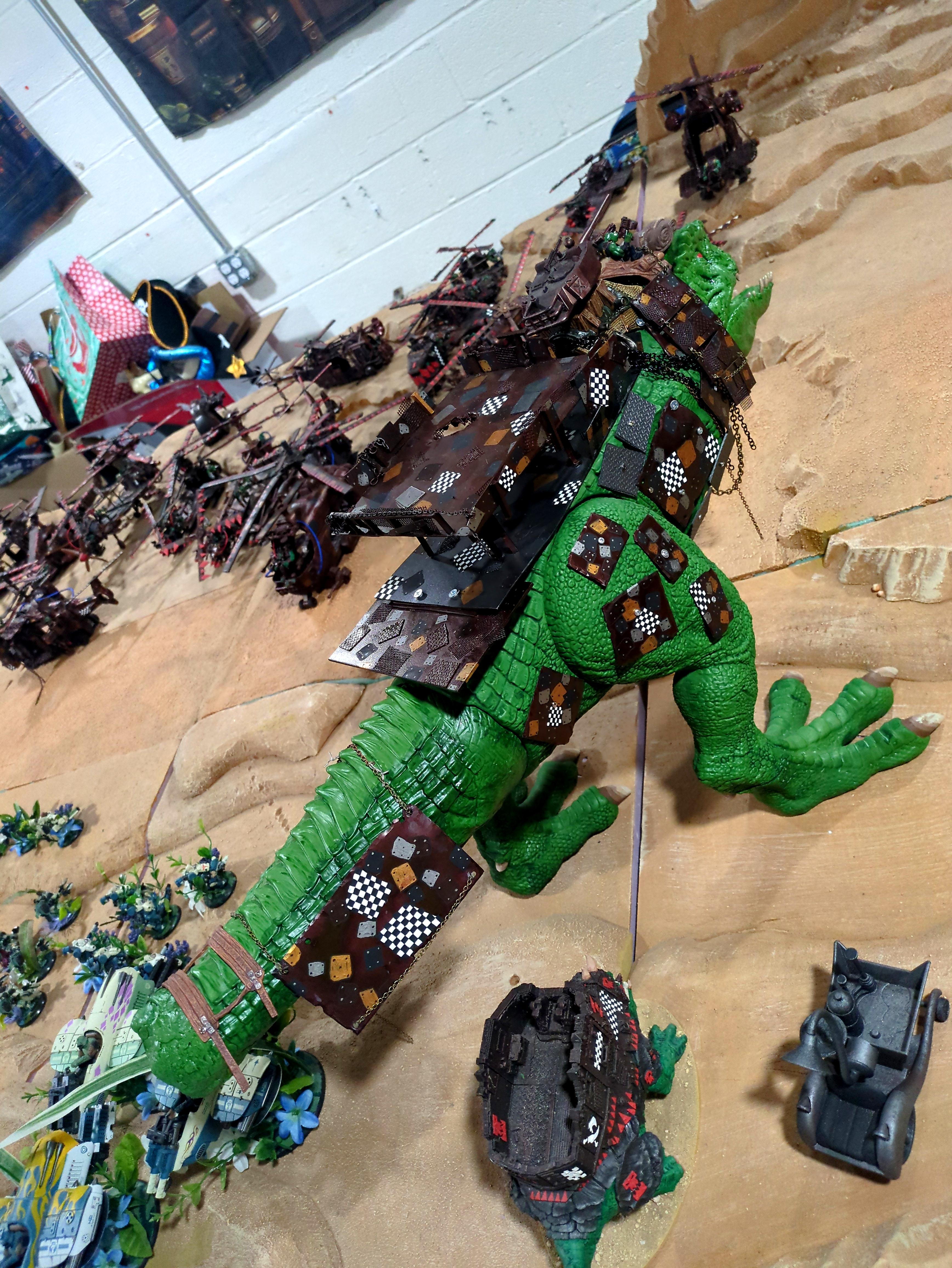 Feral Orks, Orkeosaurus, Squiggoth