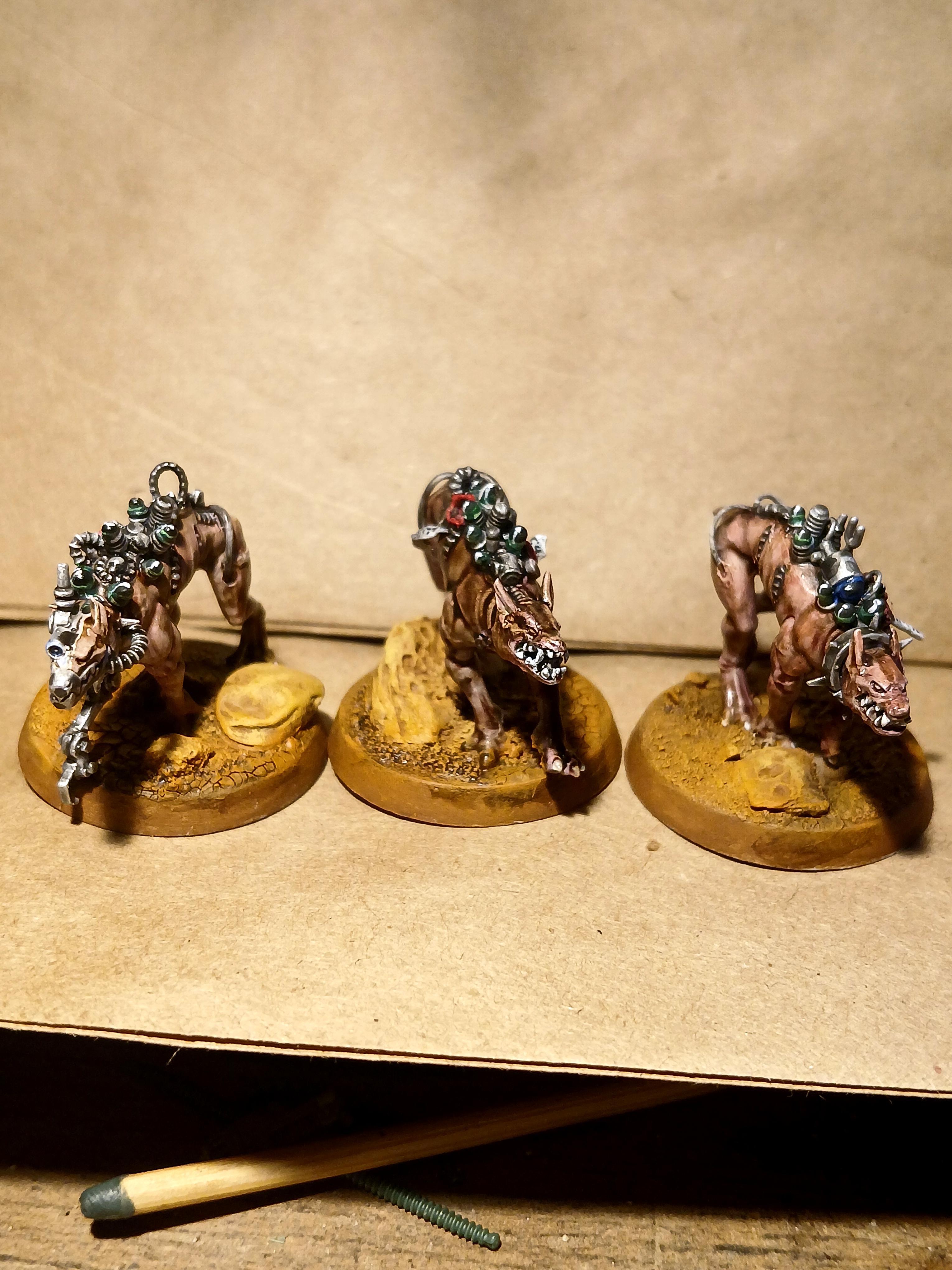 Conversion, Greenstuff, Hounds, Kitbash, Kroot Hounds