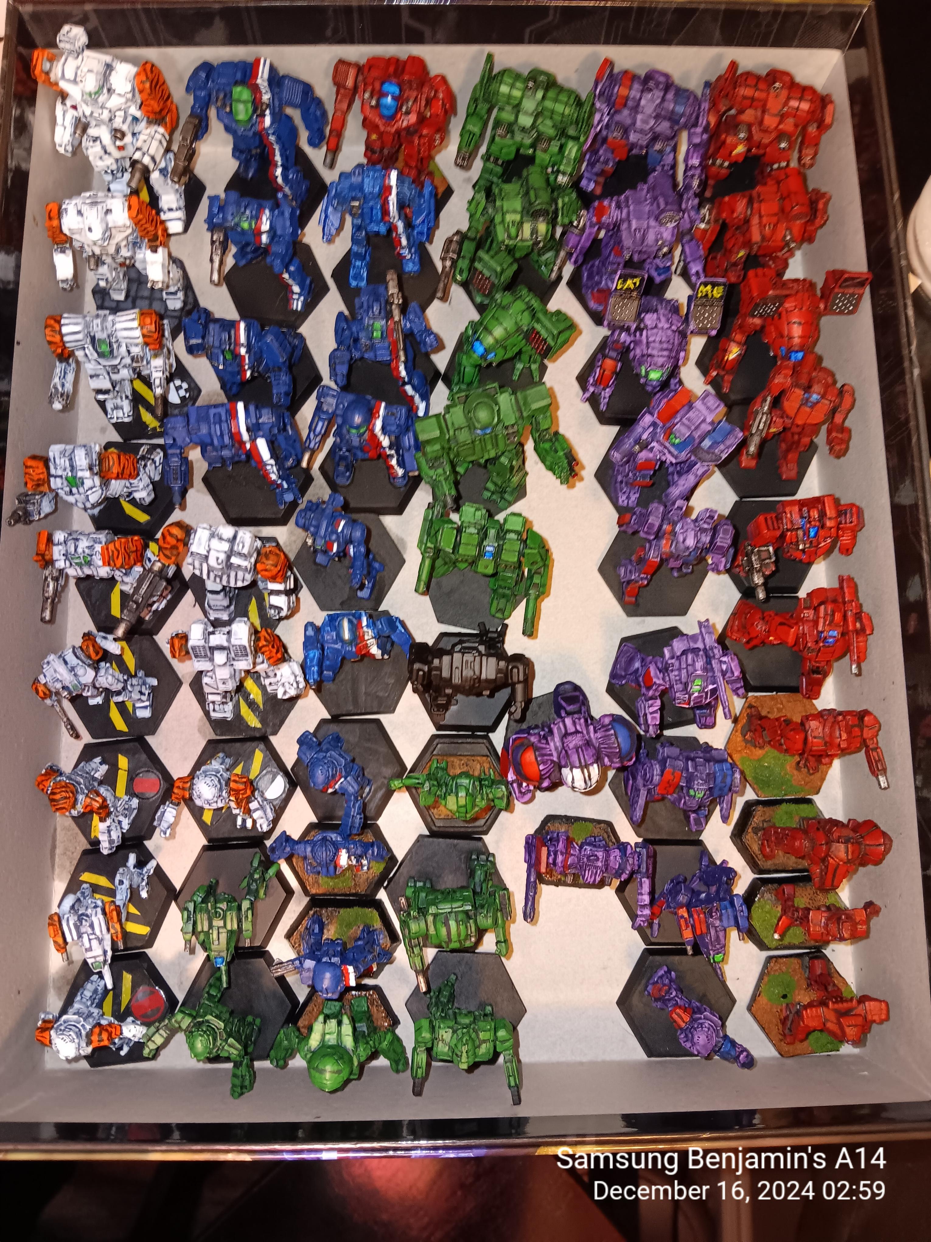 House Liao mechs ready for basing