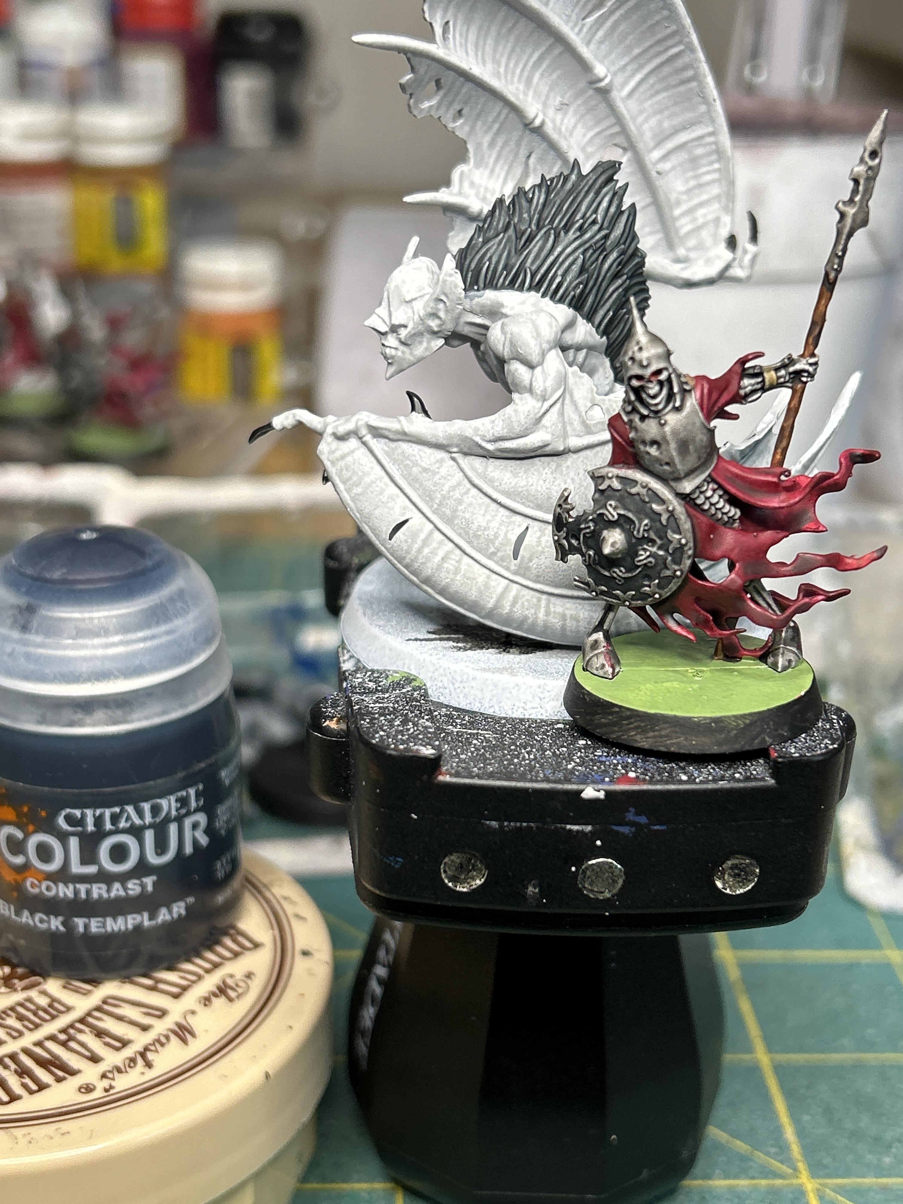 Black Templar contrast