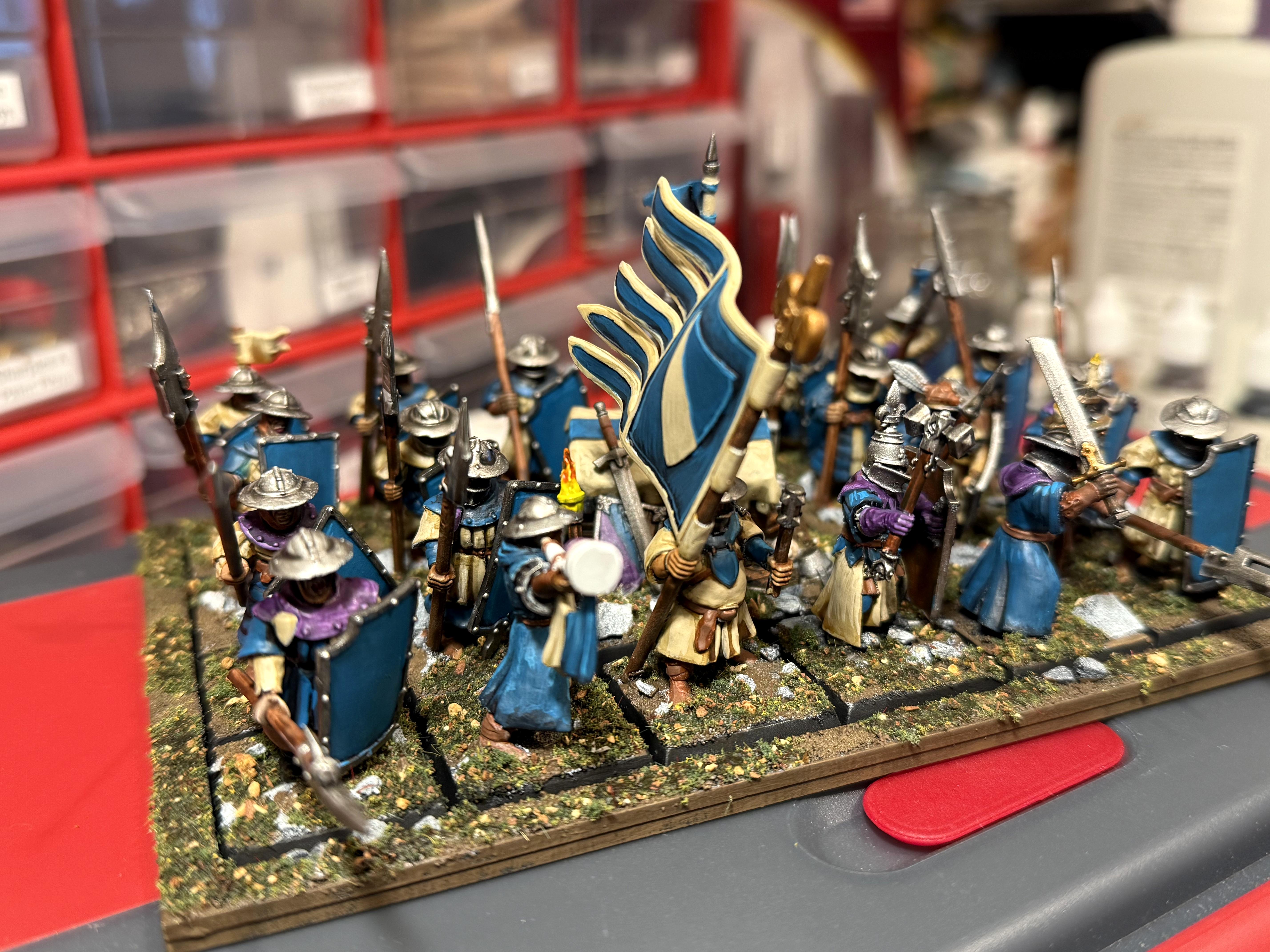 Archers, Bretonnian Exiles, Bretonnians, Conversion, Mediterranean Basing, Men-at-arms, Painted, Peasants, Unit Fillers, Yeomen
