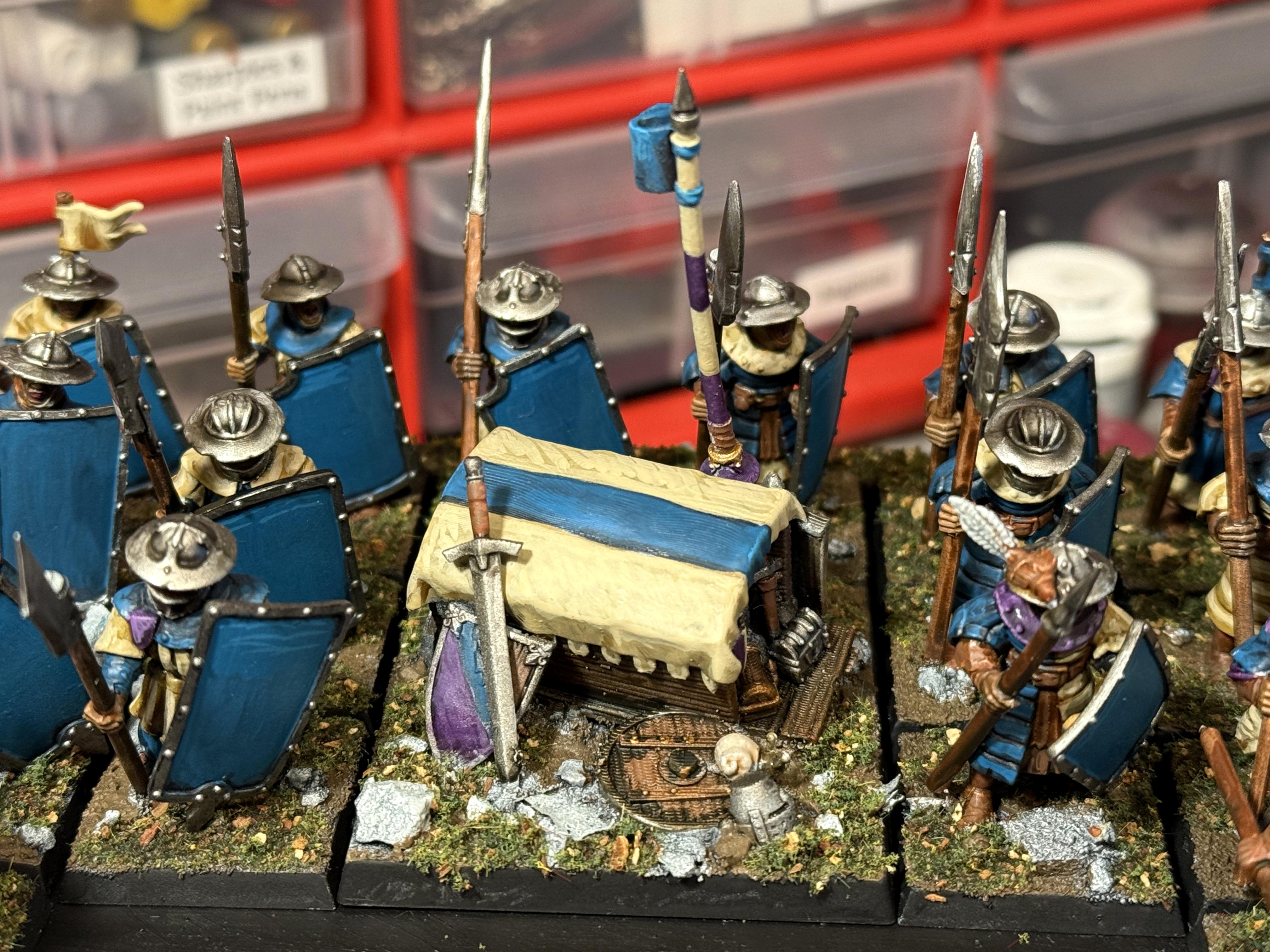 Archers, Bretonnian Exiles, Bretonnians, Conversion, Mediterranean Basing, Men-at-arms, Painted, Peasants, Unit Fillers, Yeomen