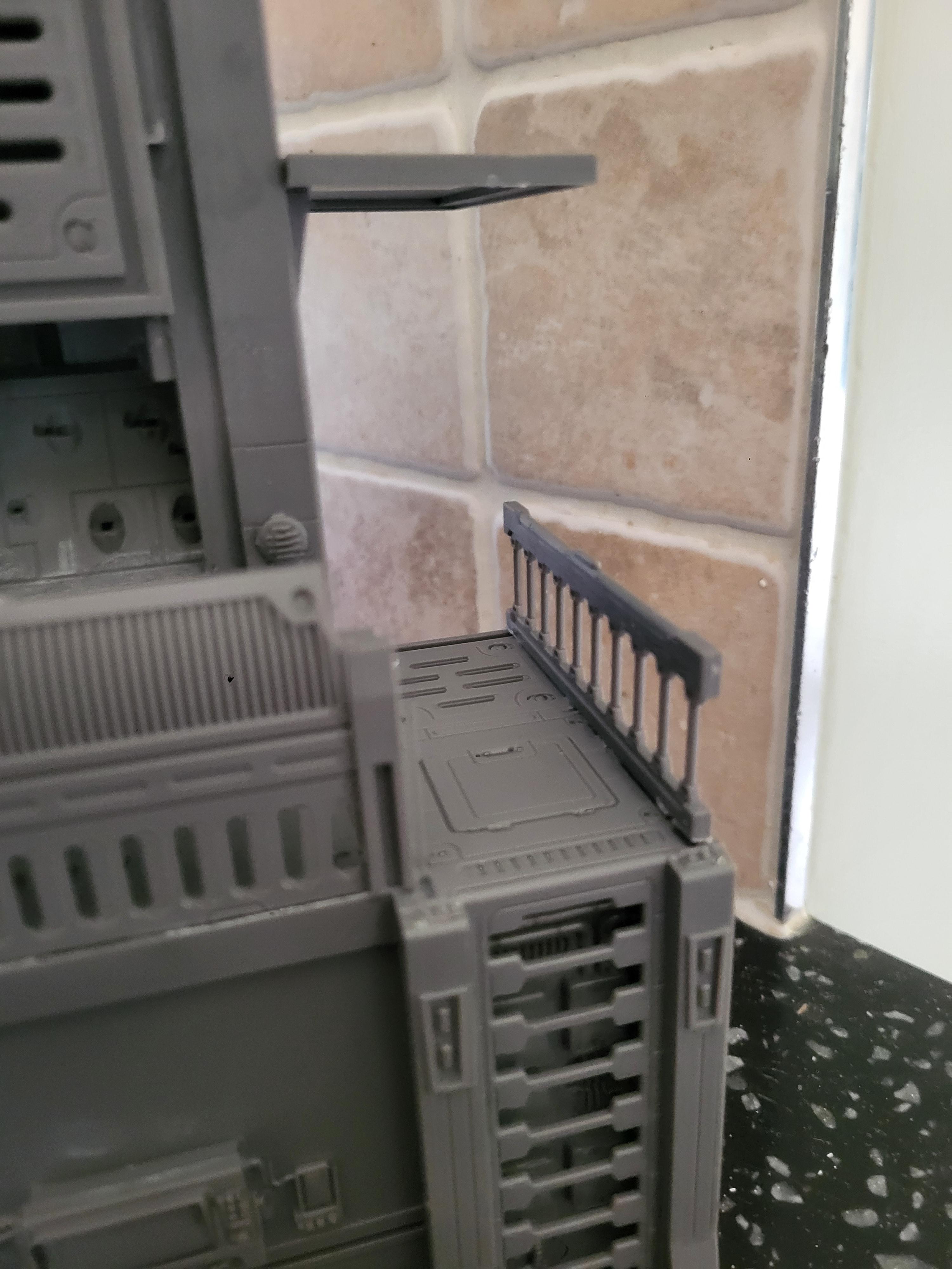 Dice Tower side rail