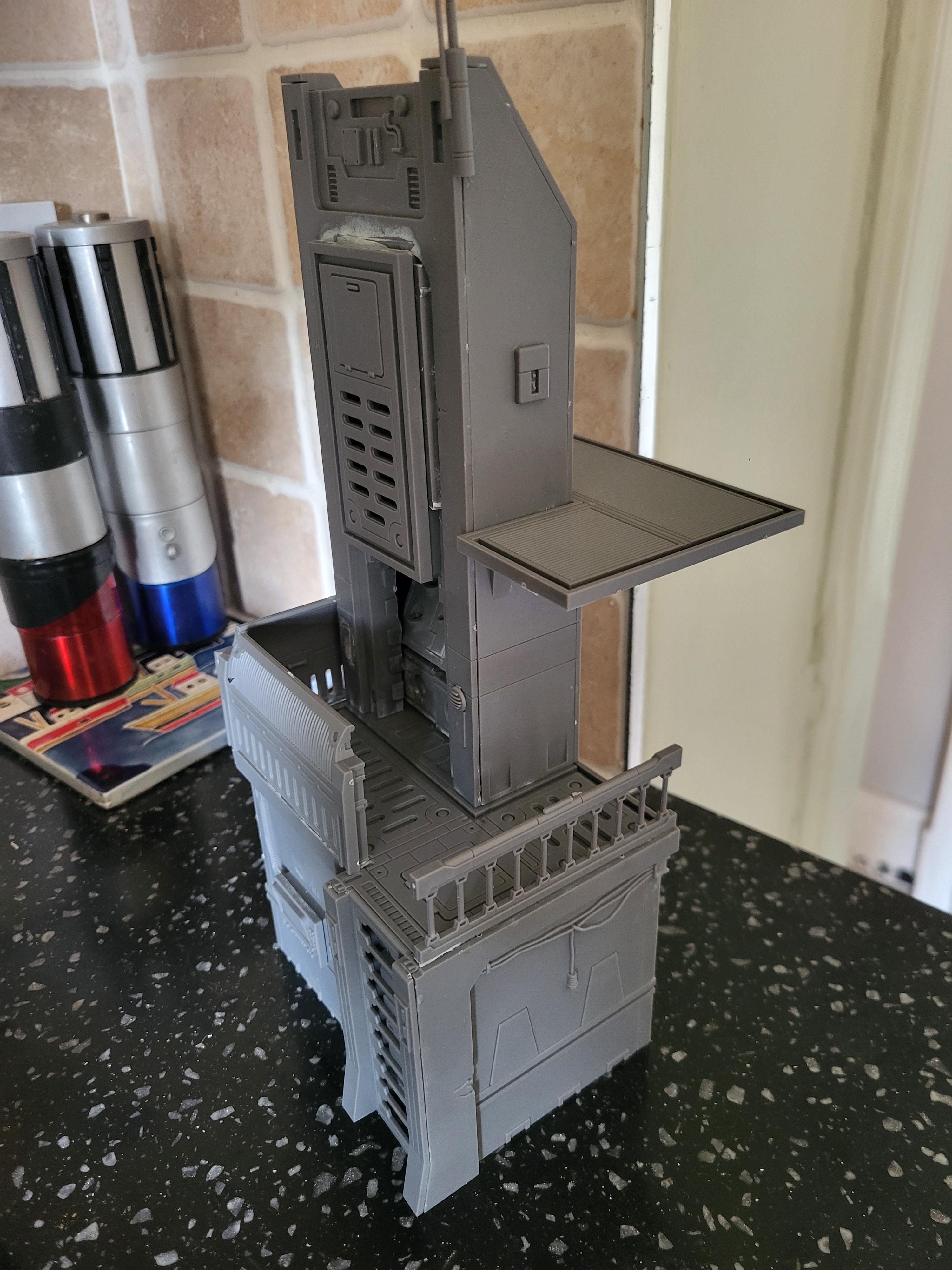 Dice tower