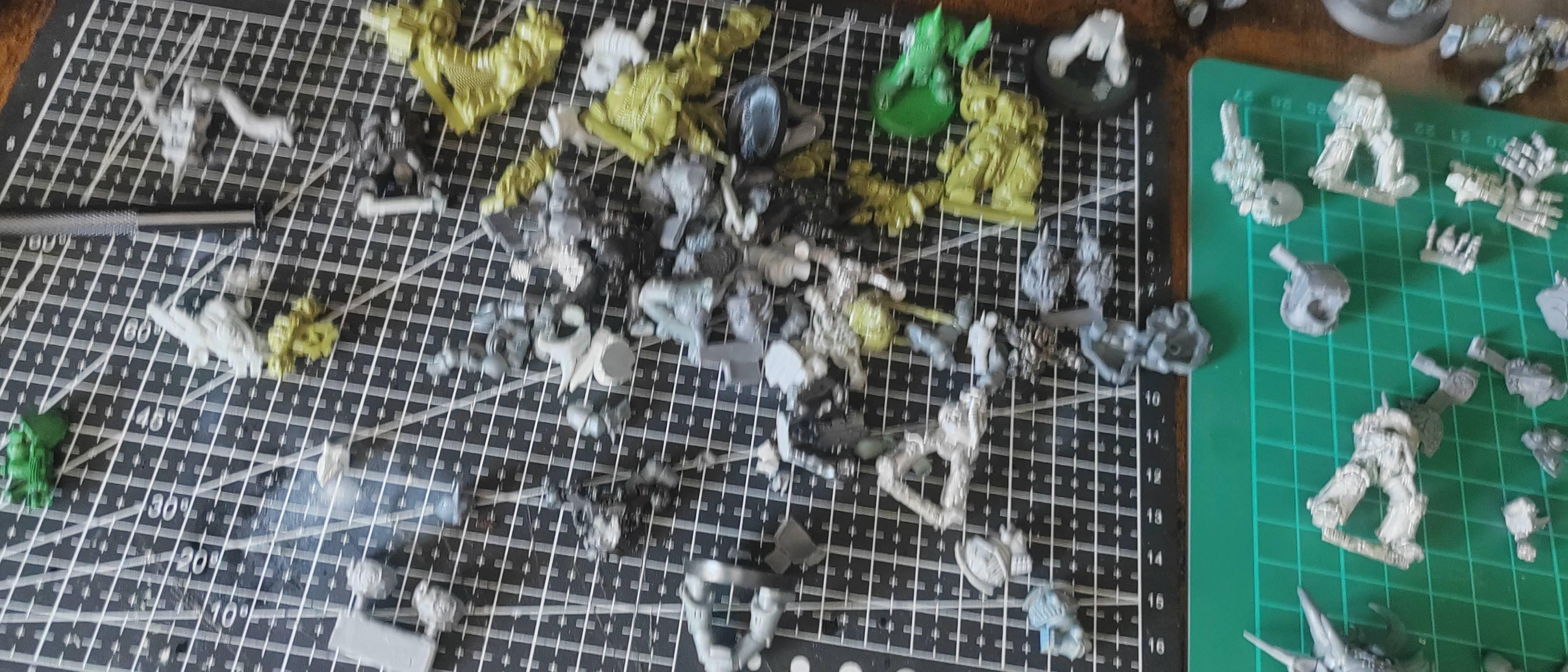A whole load of Plague Marine bits