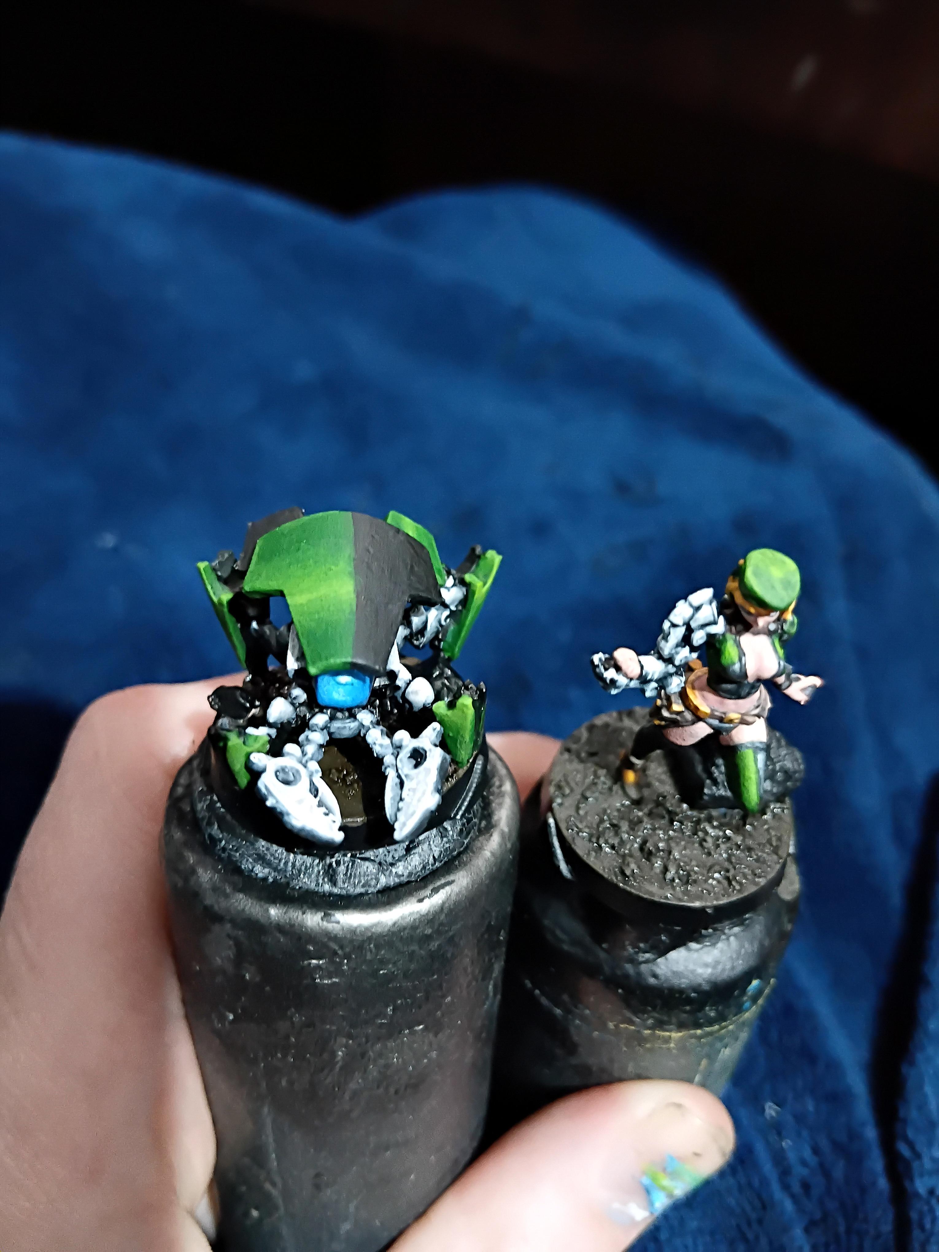 Blonde, Cute, Engineer, Girl, Green And Black, Infinity, Miniature, Non-Metallic Metal, Not Metallic Metal, Pano, Panoceania, Pinup, Robot, Tech-bee