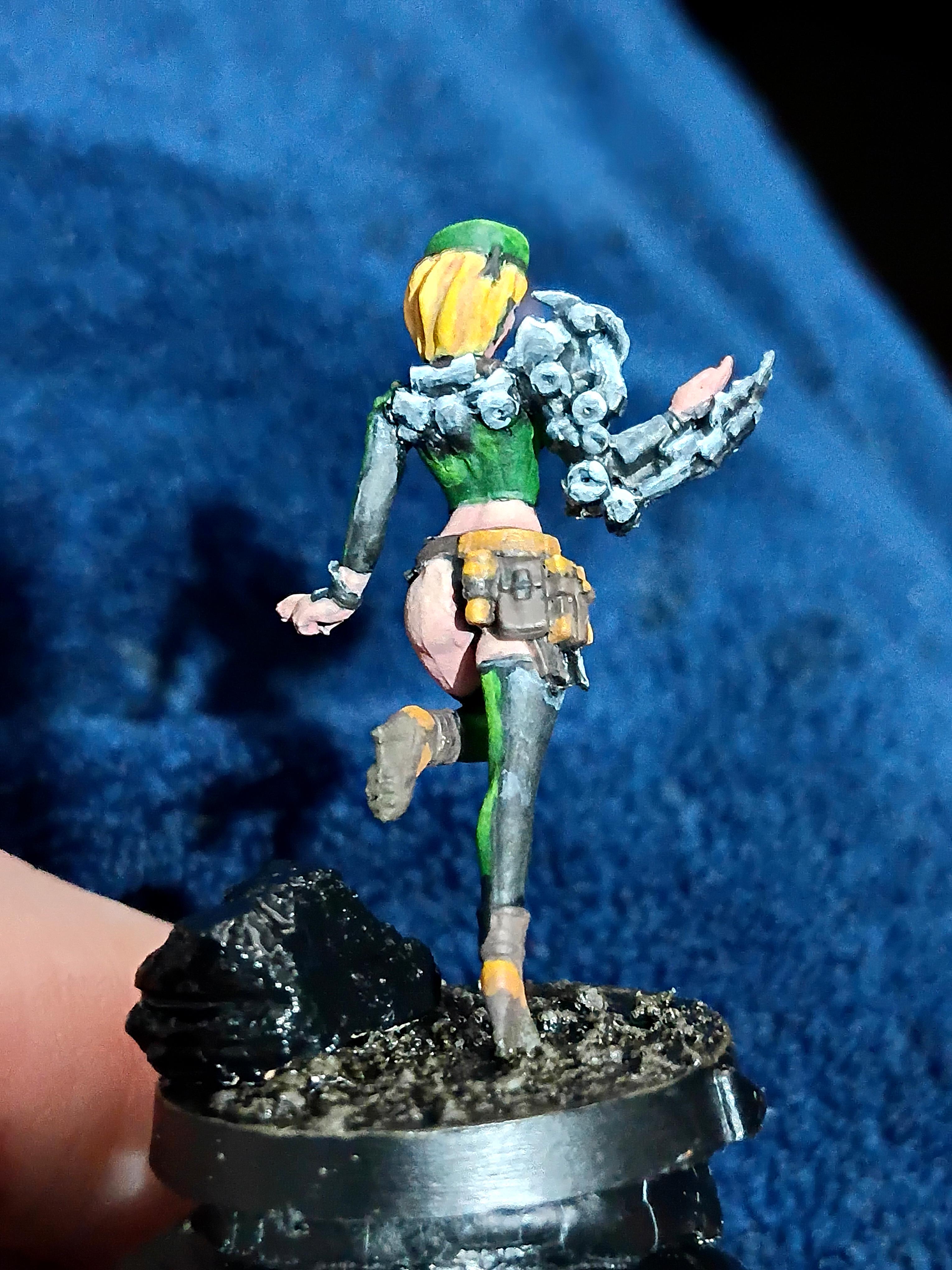 Blonde, Cute, Engineer, Girl, Green And Black, Infinity, Miniature, Non-Metallic Metal, Not Metallic Metal, Pano, Panoceania, Pinup, Robot, Tech-bee