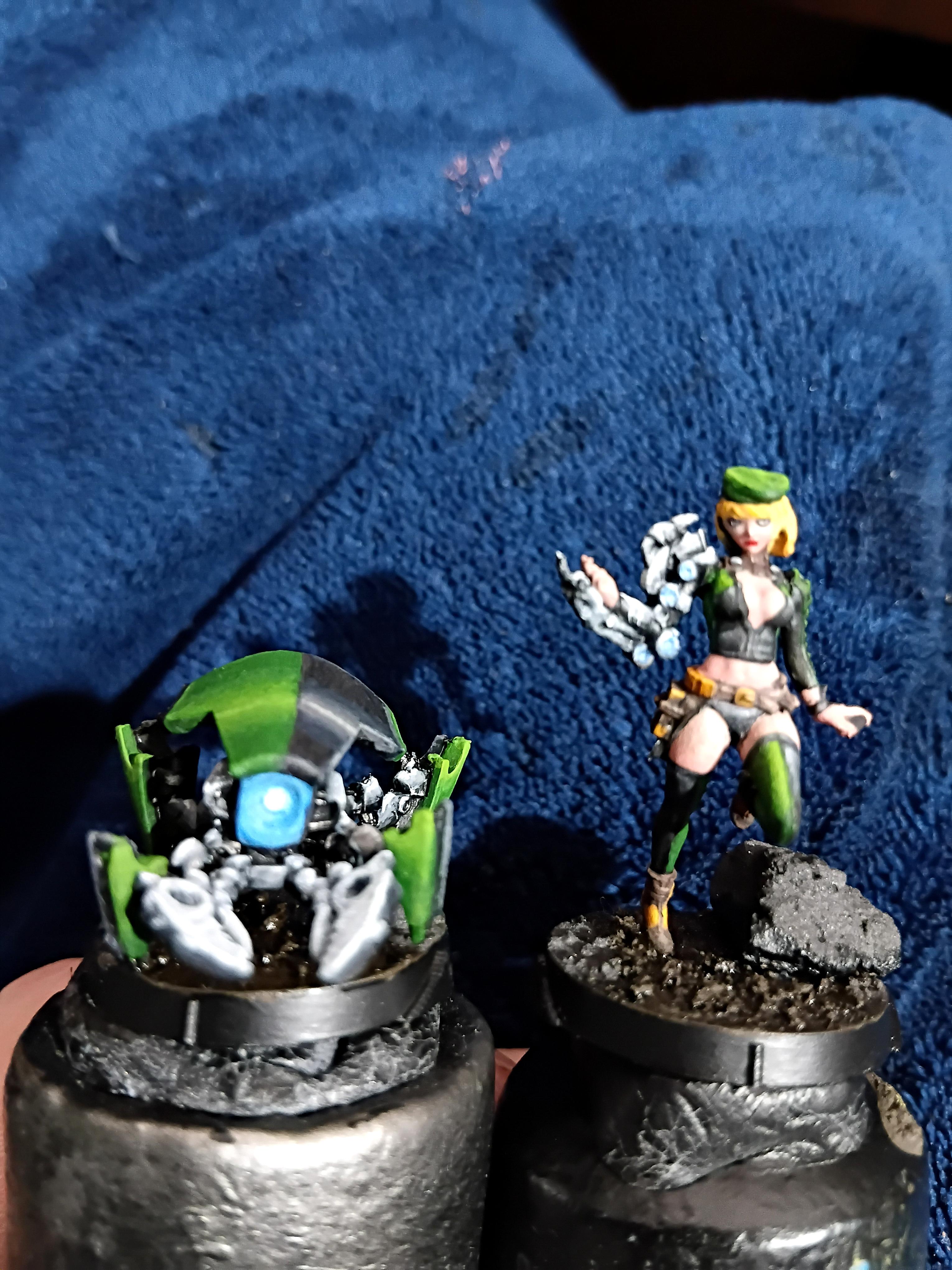 Blonde, Cute, Engineer, Girl, Green And Black, Infinity, Miniature, Non-Metallic Metal, Not Metallic Metal, Pano, Panoceania, Pinup, Robot, Tech-bee