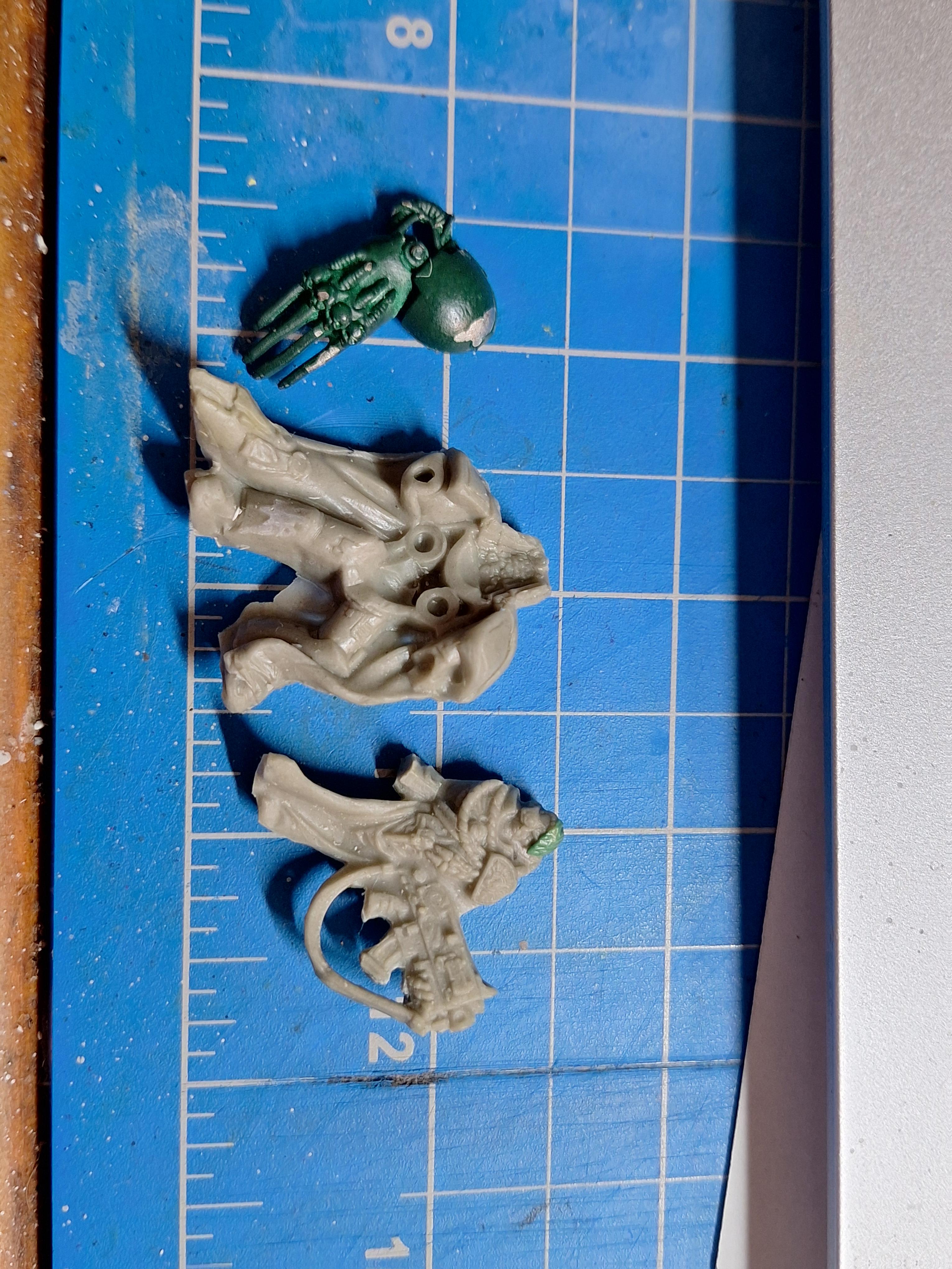 Warhammer 40,000, Warhammer Fantasy