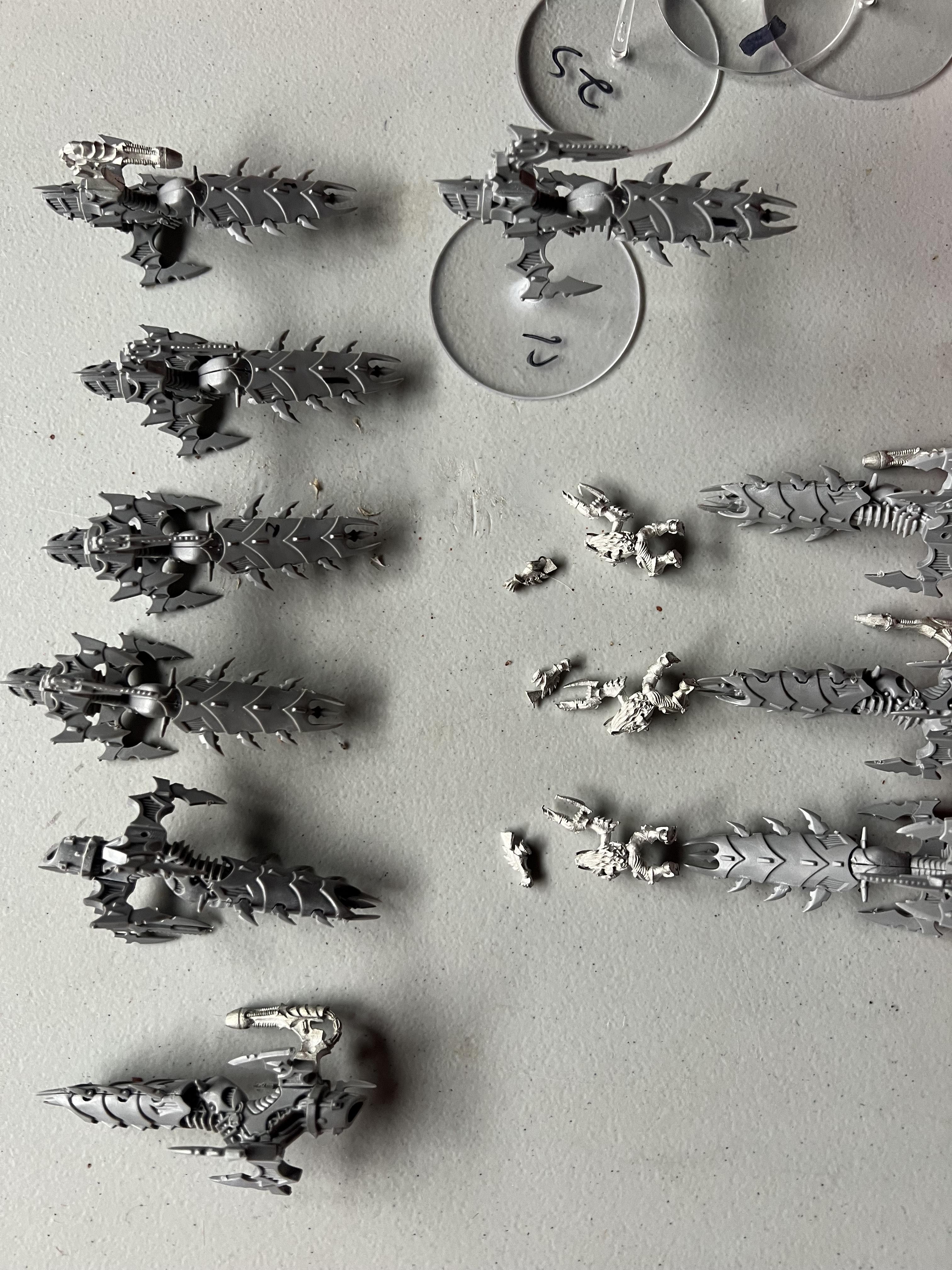 Dark Eldar jetbikes