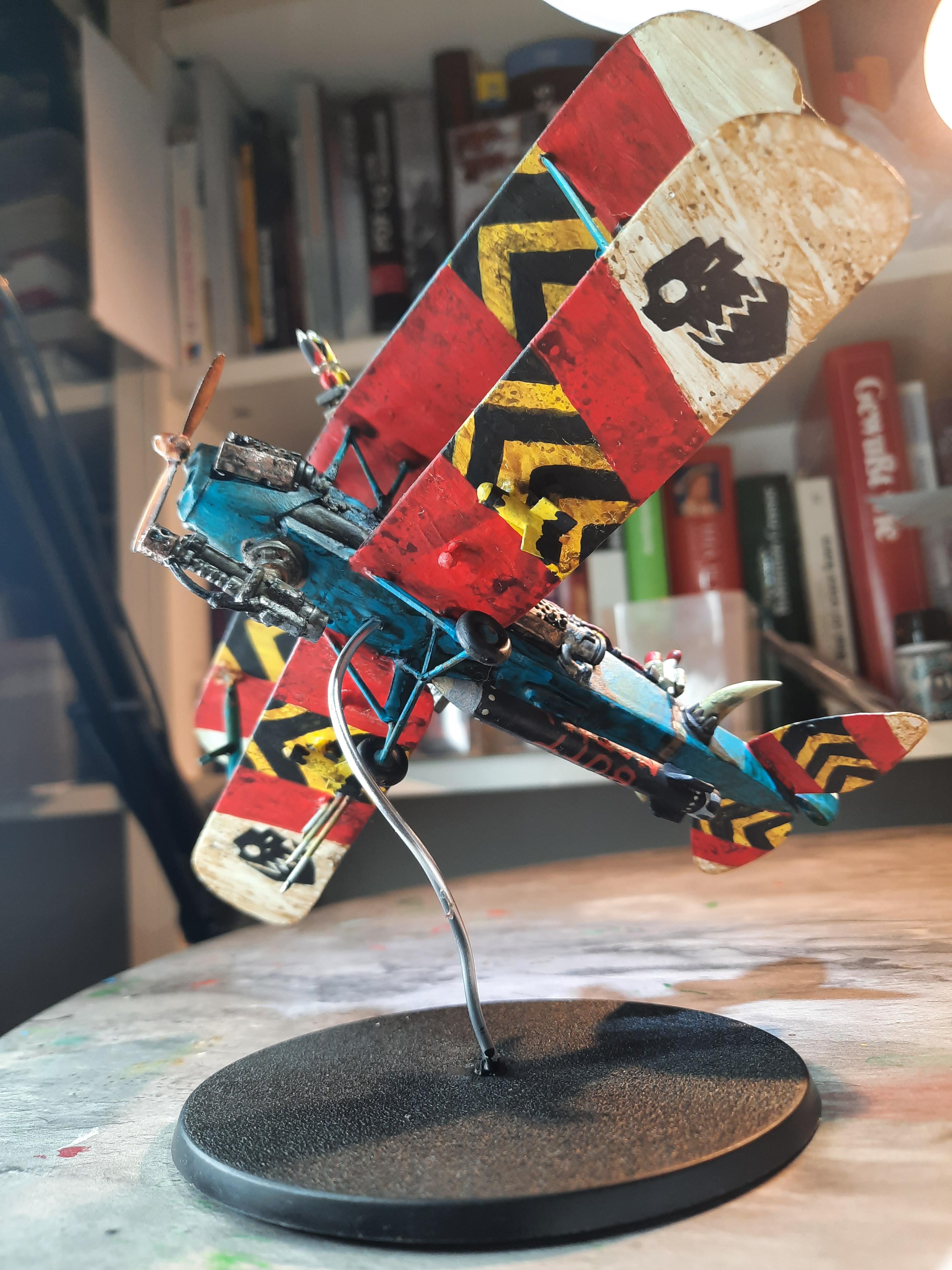 Biplane, Kitbashing, Modding, Orcs, Ork Moth, Orks, Plane, Tiger Moth