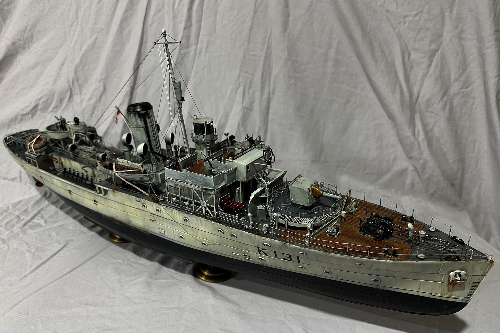 1/72 Scale, Corvette, Flower Class Corevette, Hmcs Chilliwack 44 Weathering, Hmcs Chilliwack Starboard Bow View 1944, Model Ship, Painted, Weathered, World War Two, Ww 2