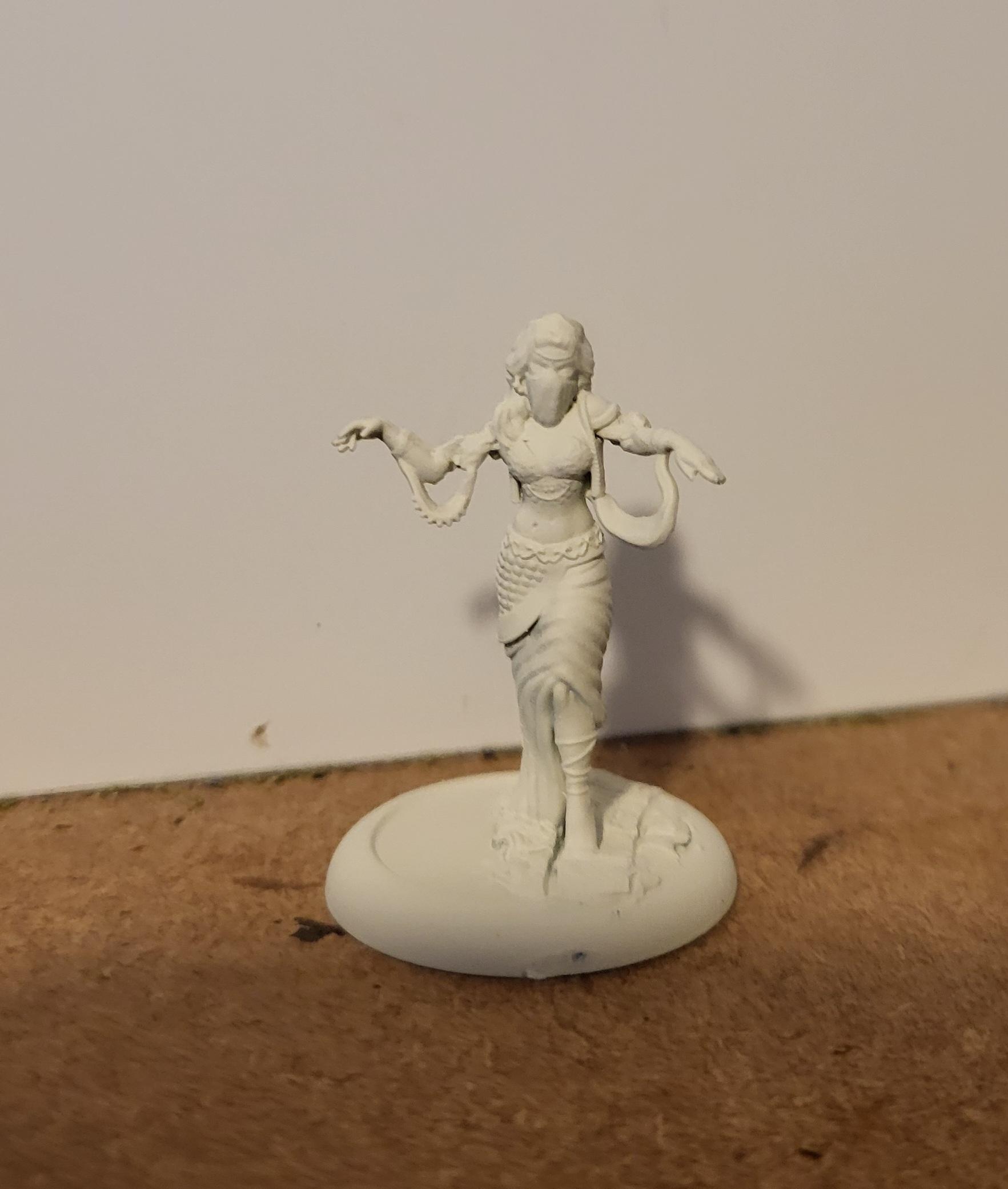 Fadhila, Gifted dancer 