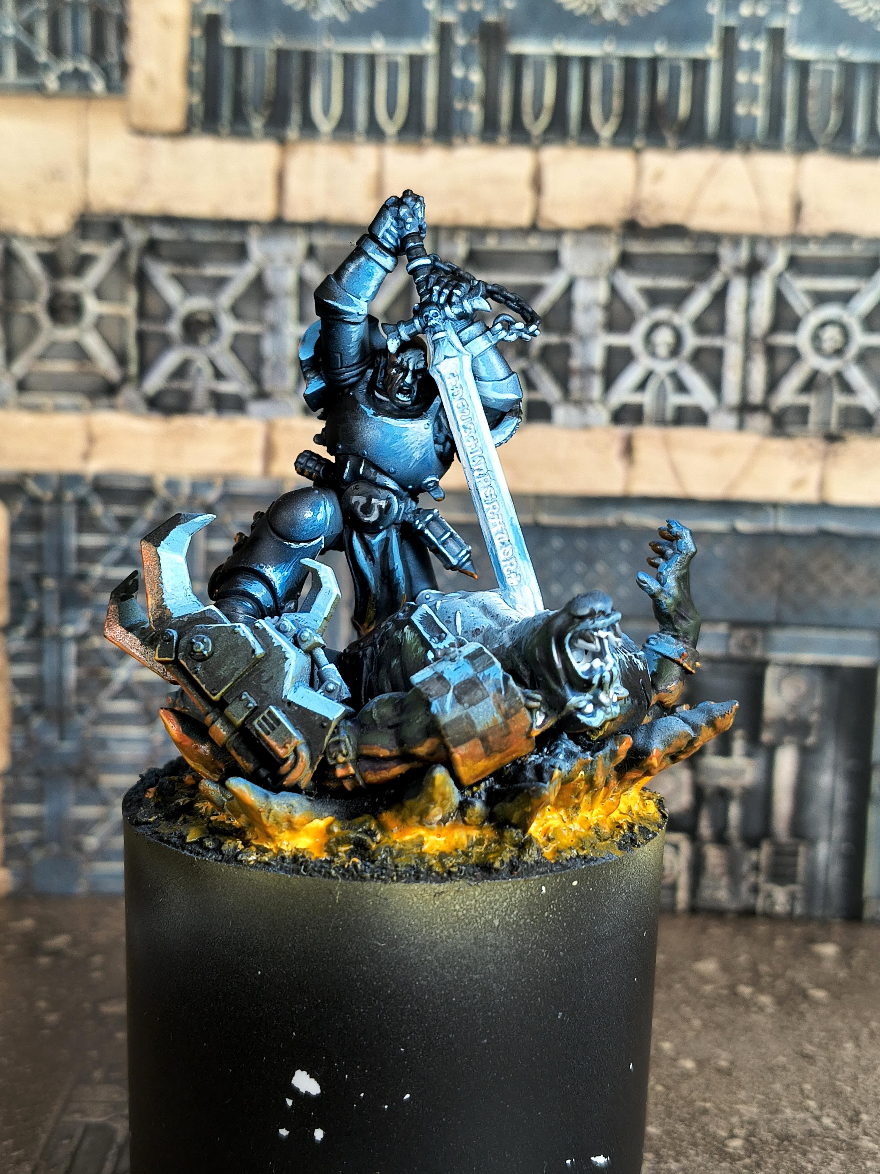 Fire, Monochrome, Object Source Lighting, Orks, Shadow, Space Marines