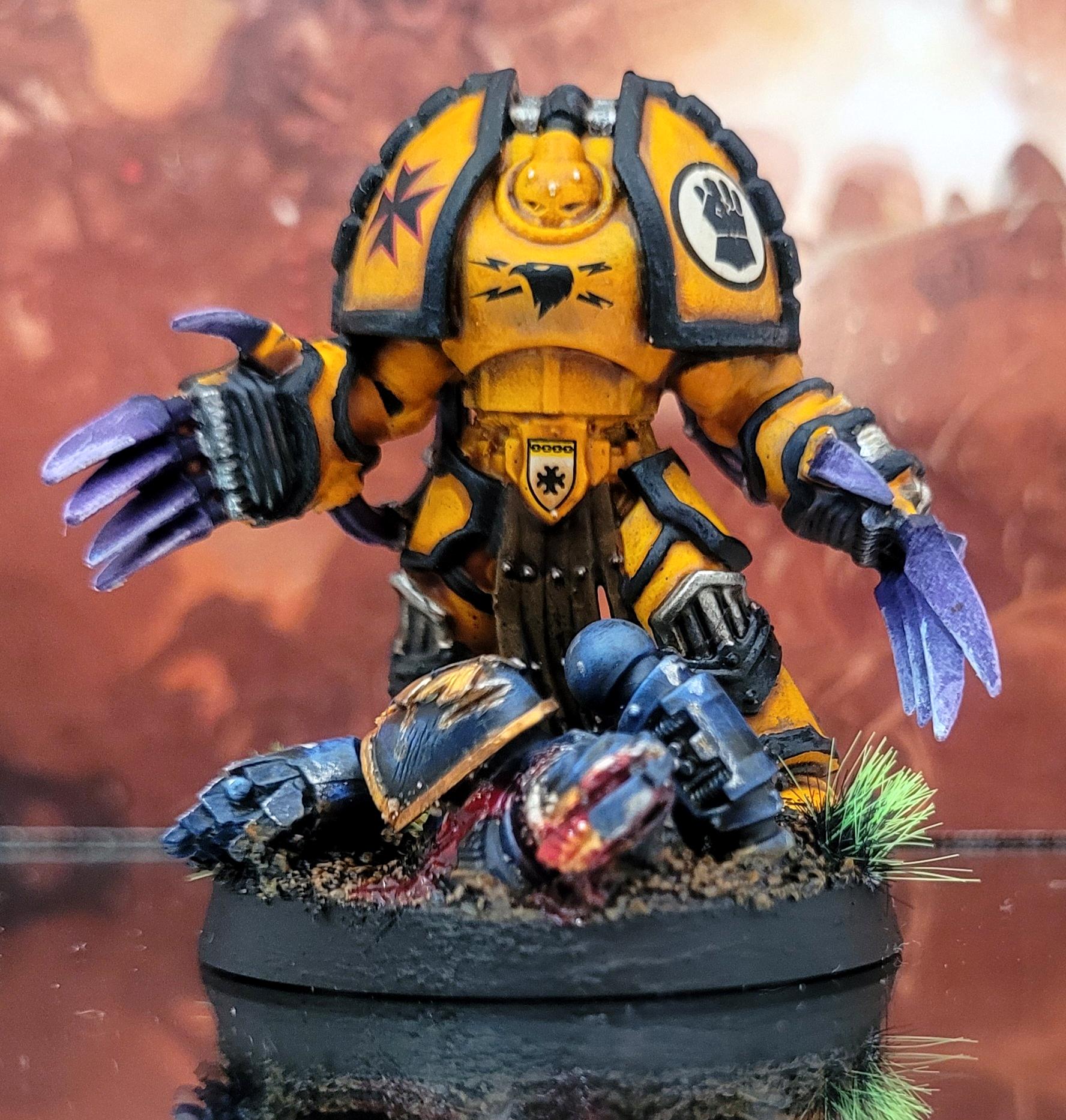 Horus Heresy, Imperial Fists, Saturnine, Traitor, Ultramarines