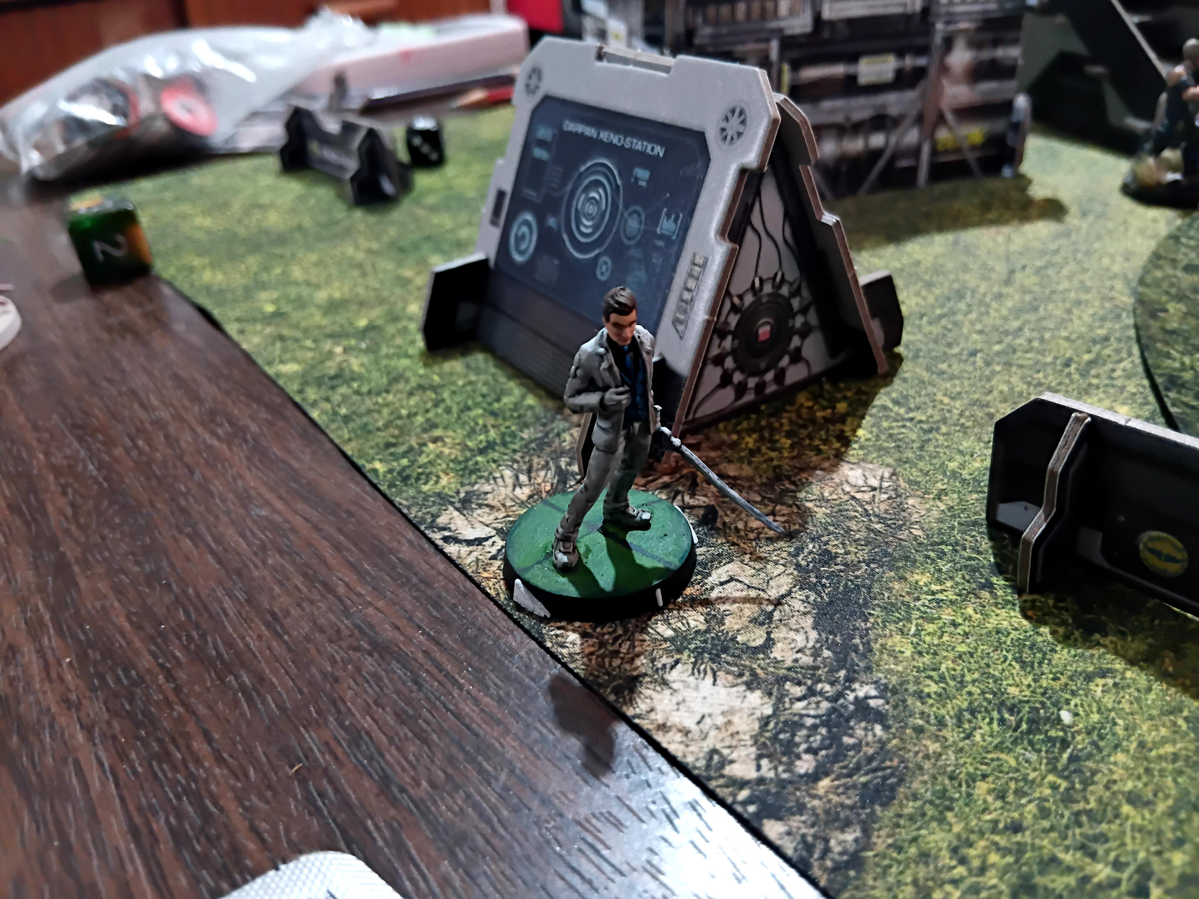 Adventure Game, Azakir Halgriv, Five Parsecs From Home, Fun, Genestealer, Mercenary, Miniatures, Minis, Ninjas, Sci Fi, Science Fiction, Sela Orrel, Ship Crew, Single Player