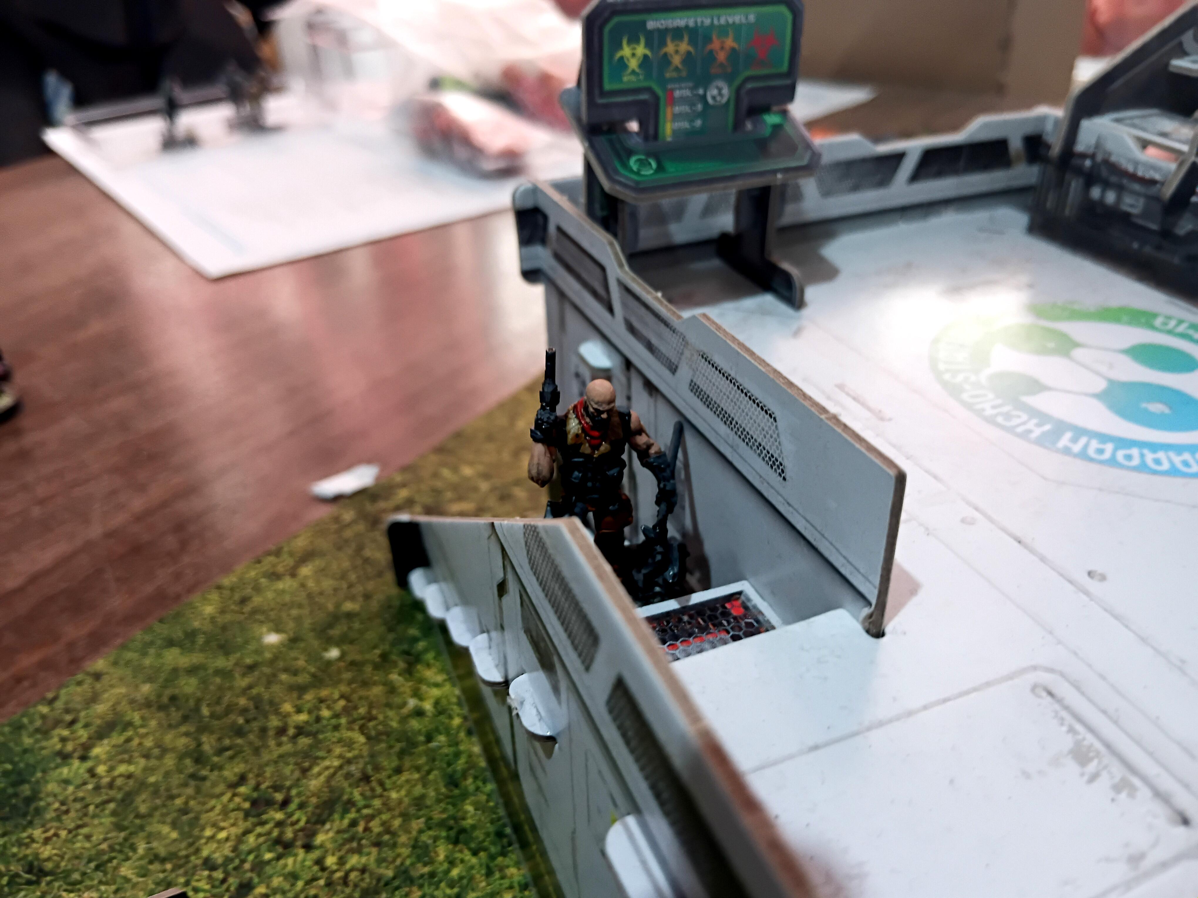 Adventure Game, Azakir Halgriv, Five Parsecs From Home, Fun, Genestealer, Mercenary, Miniatures, Minis, Ninjas, Sci Fi, Science Fiction, Sela Orrel, Ship Crew, Single Player