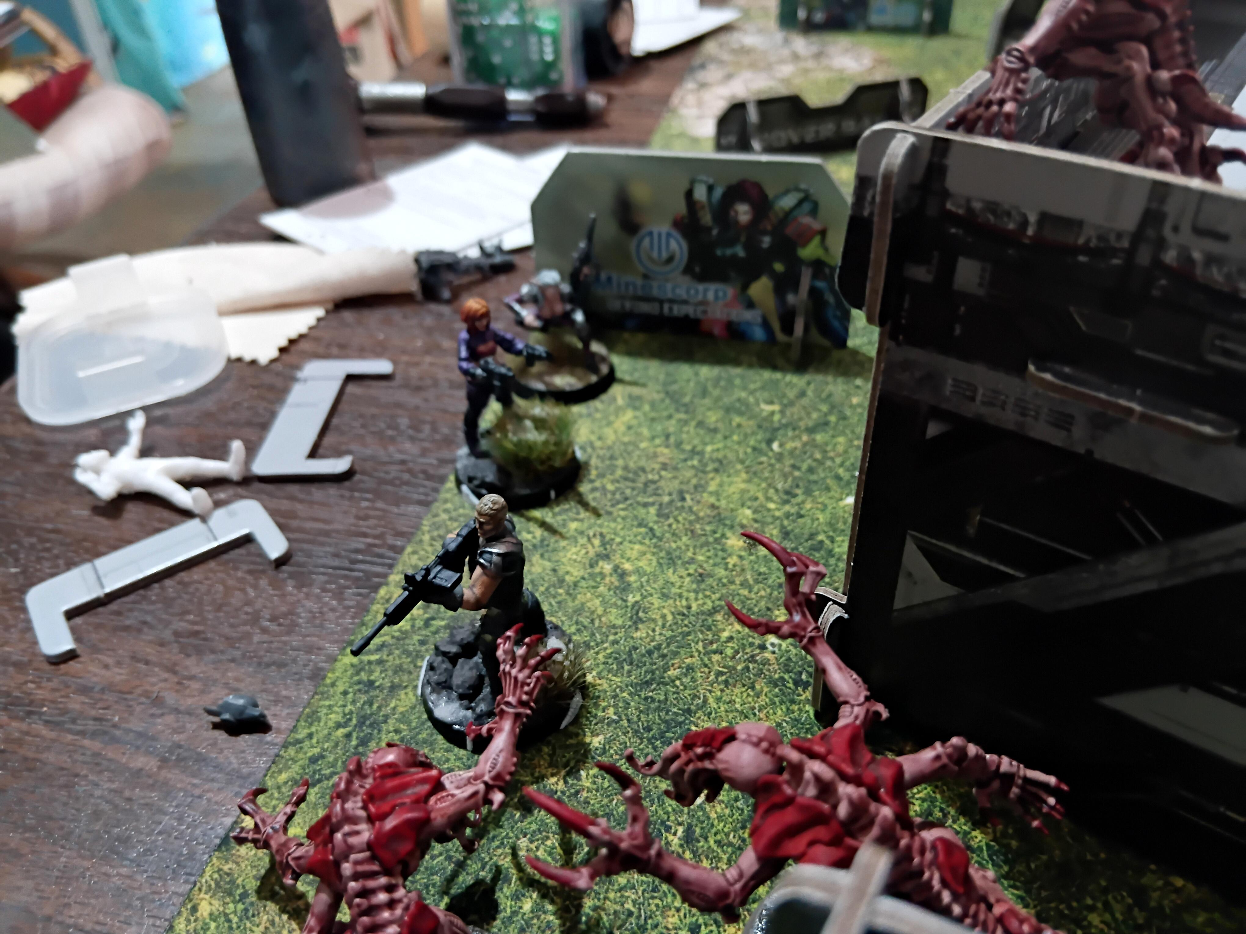 Adventure Game, Azakir Halgriv, Five Parsecs From Home, Fun, Genestealer, Mercenary, Miniatures, Minis, Ninjas, Sci Fi, Science Fiction, Sela Orrel, Ship Crew, Single Player