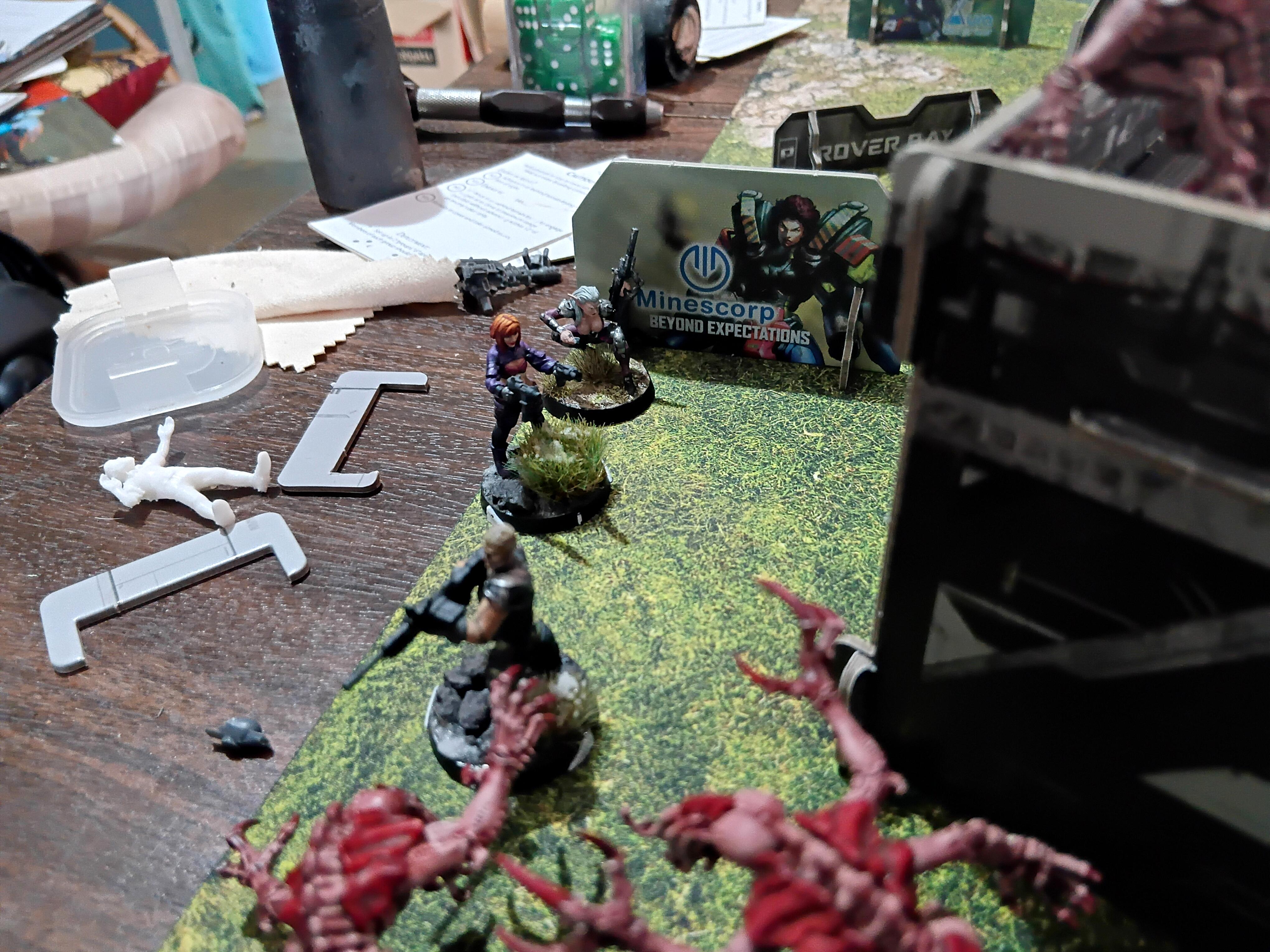 Adventure Game, Azakir Halgriv, Five Parsecs From Home, Fun, Genestealer, Mercenary, Miniatures, Minis, Ninjas, Sci Fi, Science Fiction, Sela Orrel, Ship Crew, Single Player