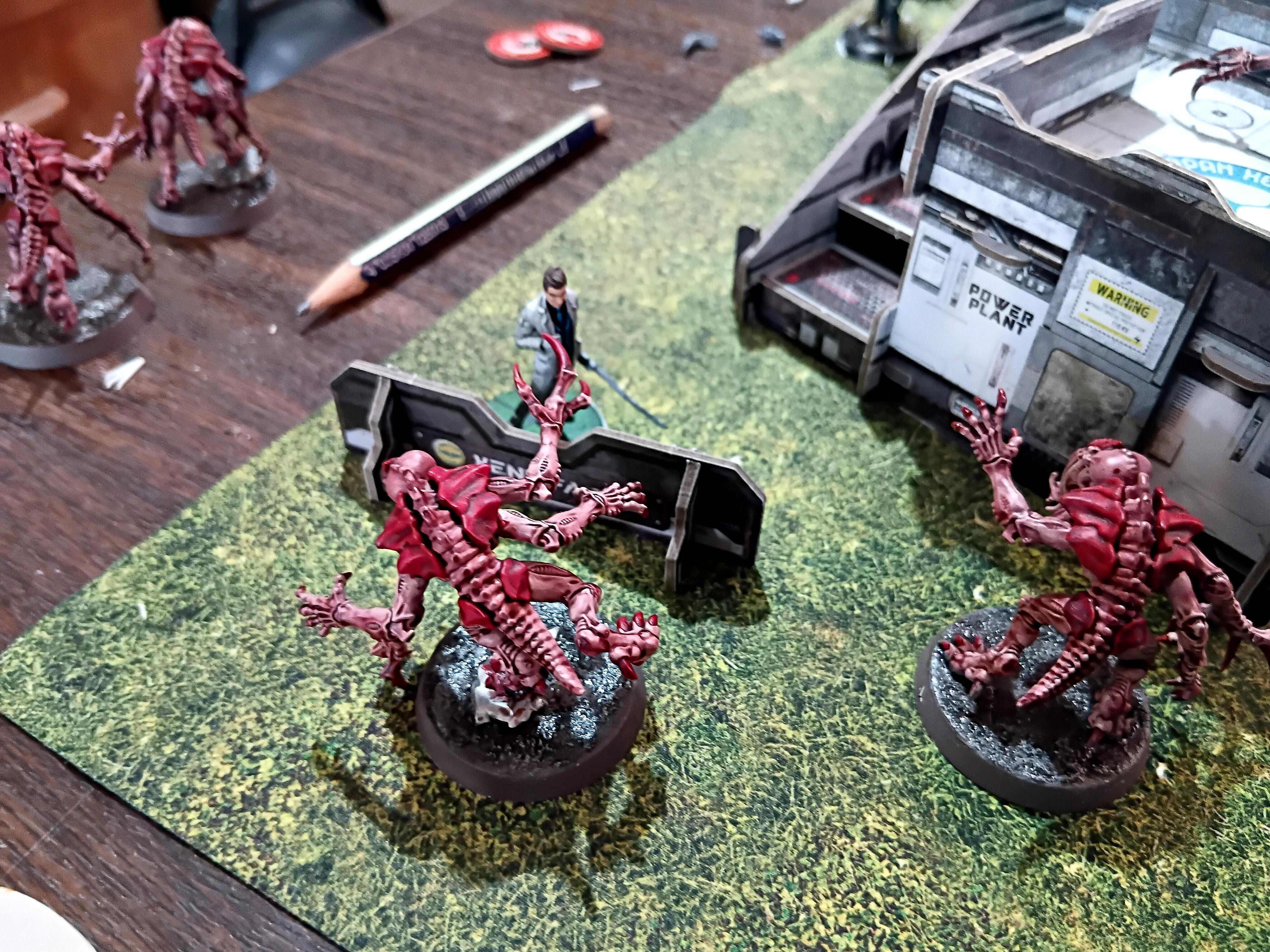 Adventure Game, Azakir Halgriv, Five Parsecs From Home, Fun, Genestealer, Mercenary, Miniatures, Minis, Ninjas, Sci Fi, Science Fiction, Sela Orrel, Ship Crew, Single Player