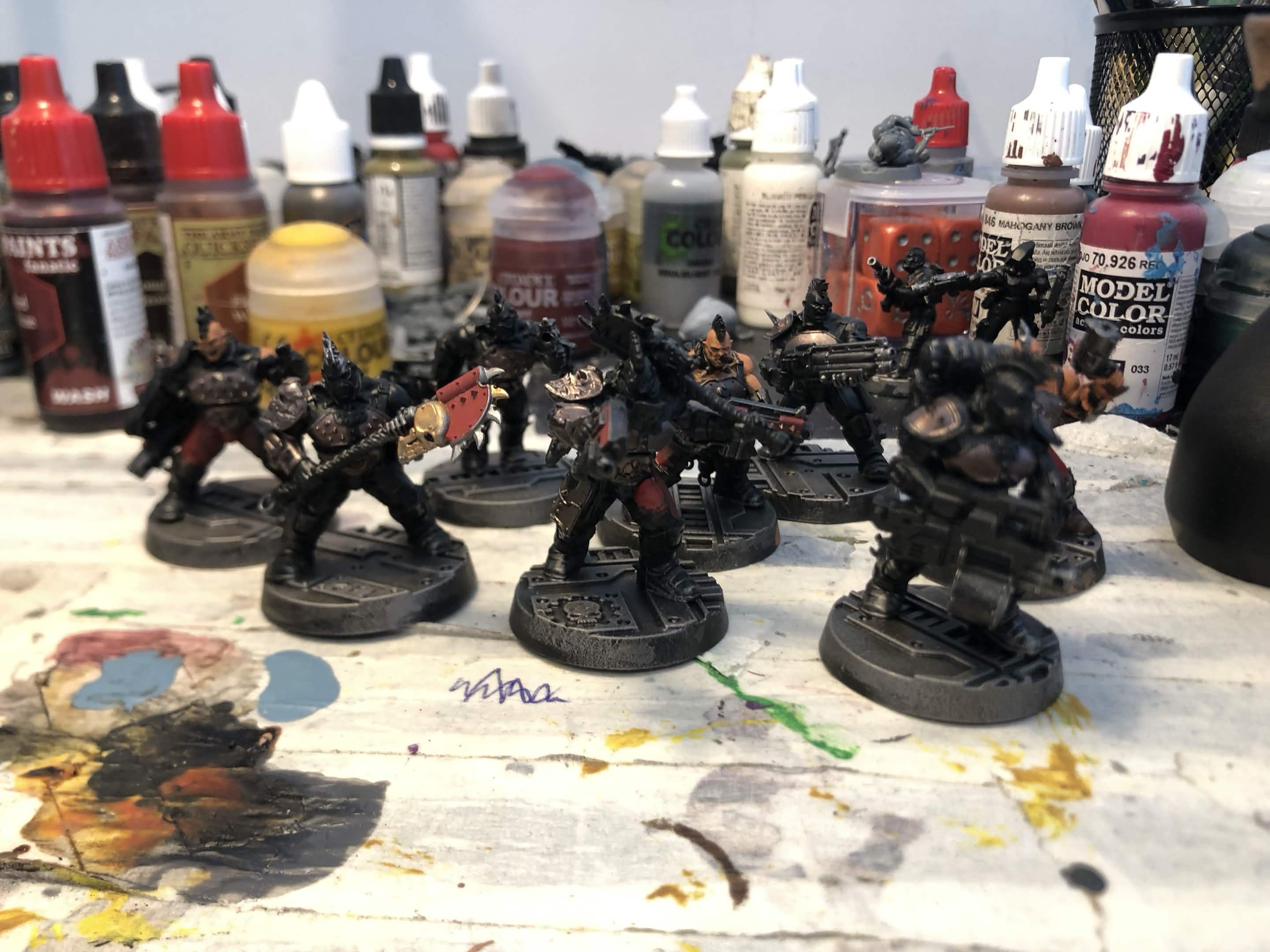 Armor, Axes, Bolter, Boltgun, Conversion, Gang, Goliath, Goliath Gang, Grenade Launcher, Gutter Kings, Heavy Bolter, House Goliath, Juve, Kitbash, Mohawks, Necromunda, Red, Renderizer, Shotgun