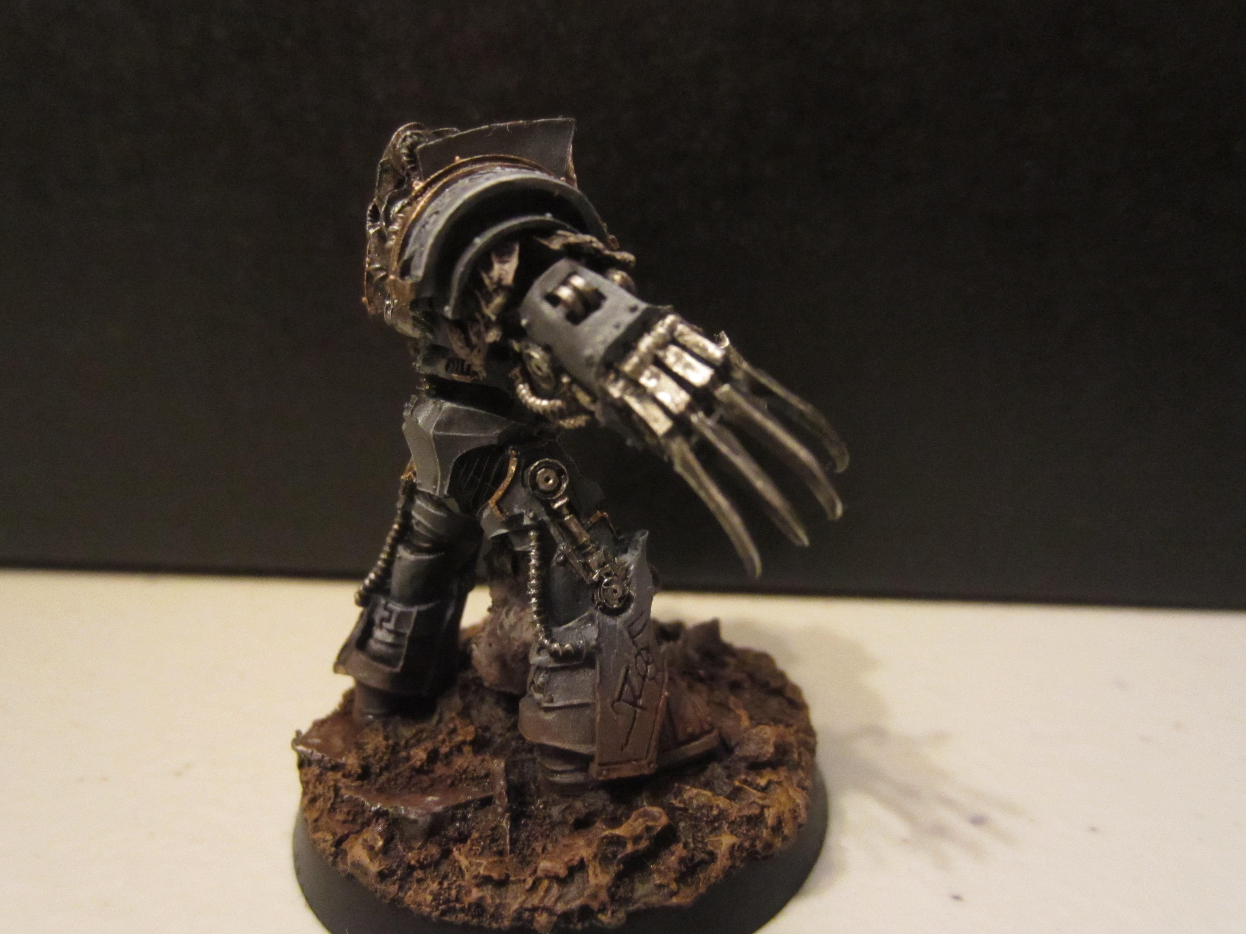 Cataphractii, Freehand, Gold, Grey, Horus Heresy, Kor Phaeron, Lightning  Claws, Terminator Armor, Word Bearers - Kor Phaeron, Master of the Faith -  Gallery - DakkaDakka | Roll the dice to see if